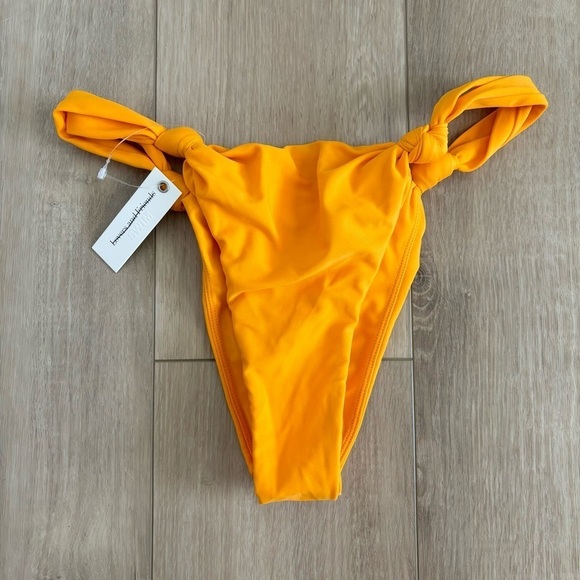 Lovers and Friends My Way Bottom in Mango Orange Size L - Picture 2 of 5